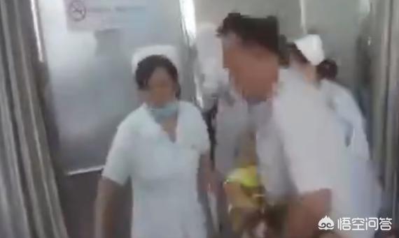 农村养老困境！留守老人自杀频发，子女：实在回不去